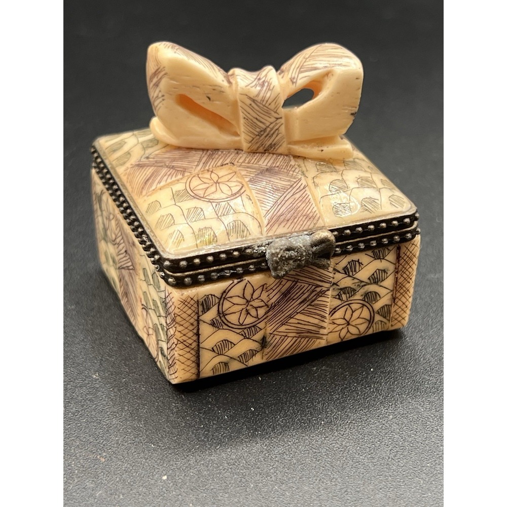 Vintage Handmade Trinket Box